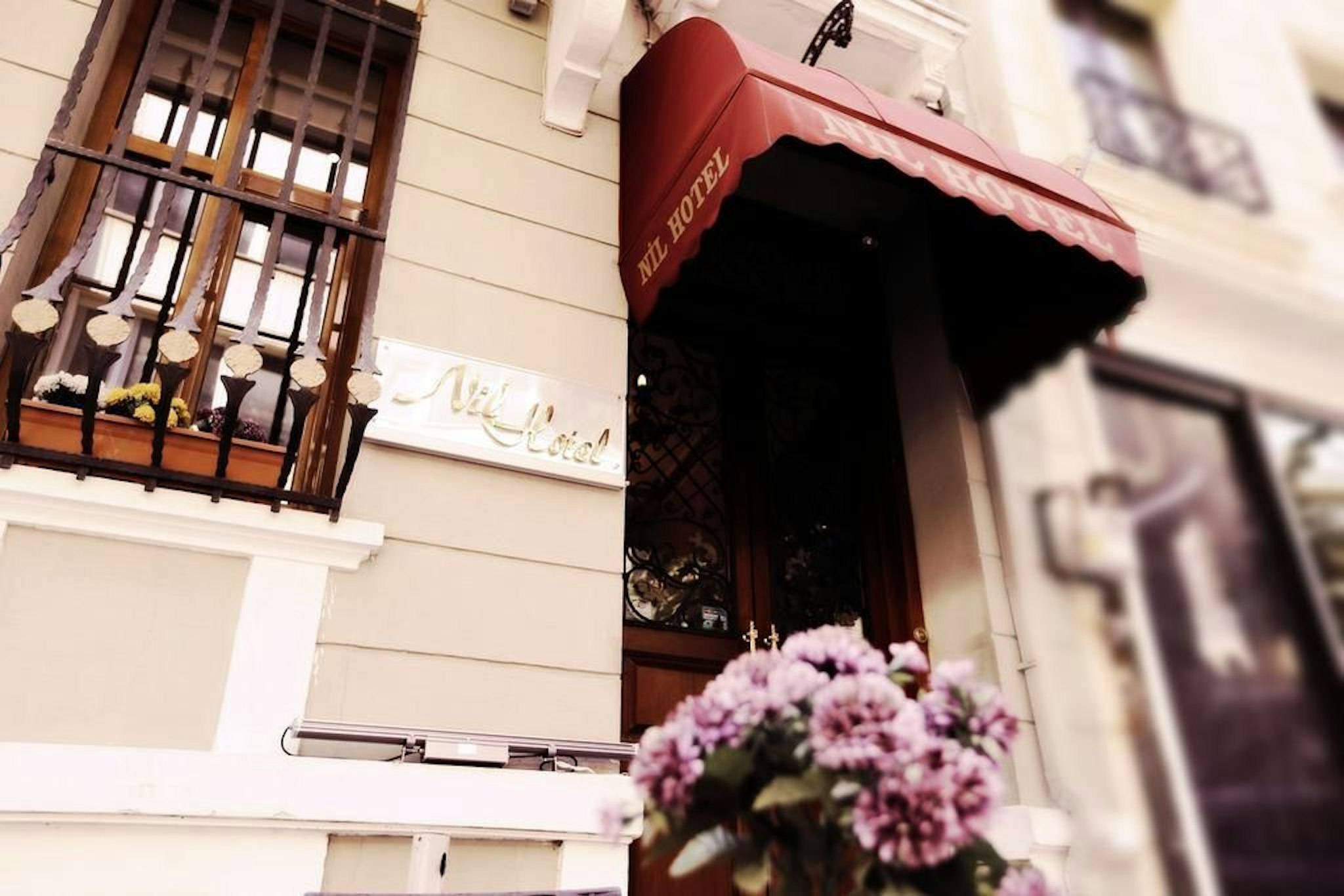 Nil Hotel 1/61