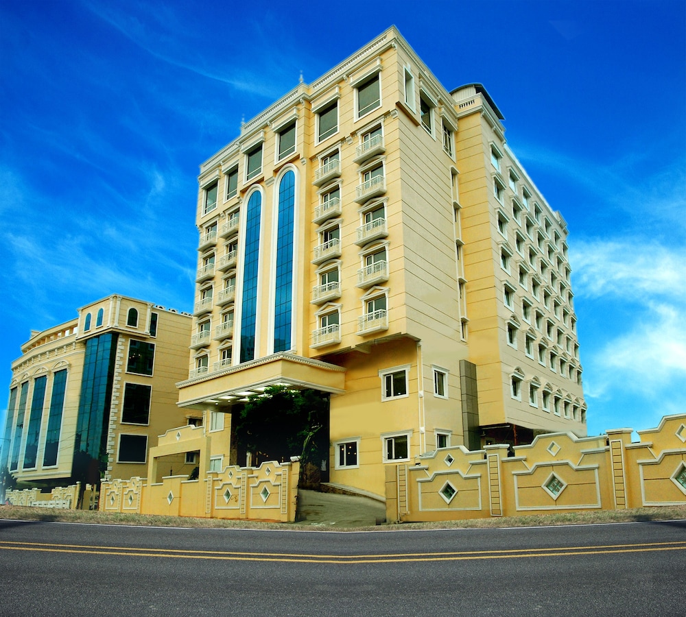 Shenbaga Hotel and Convention Centre 1/31