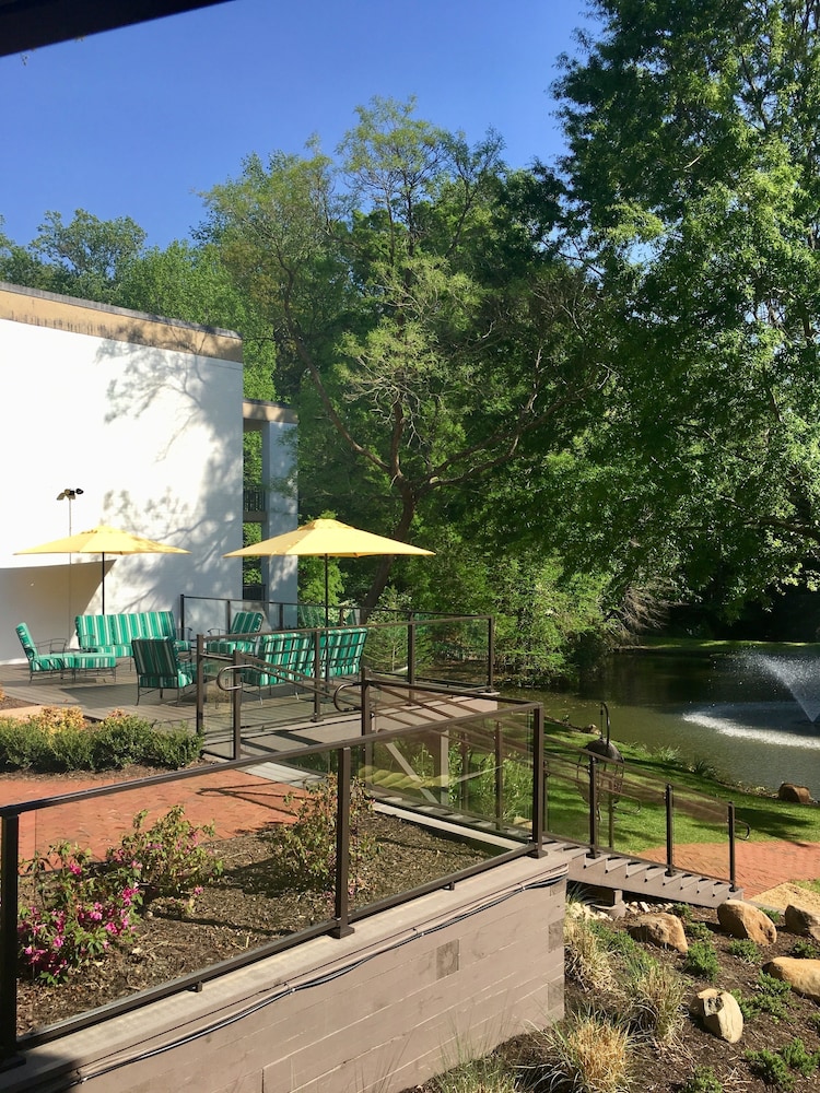 The Griffin Hotel - A Colonial Williamsburg Hotel 7/61