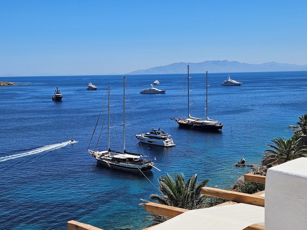 Mykonos Azure 27/50