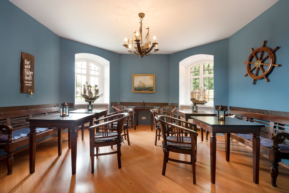 Schlosshotel Ralswiek 35/50
