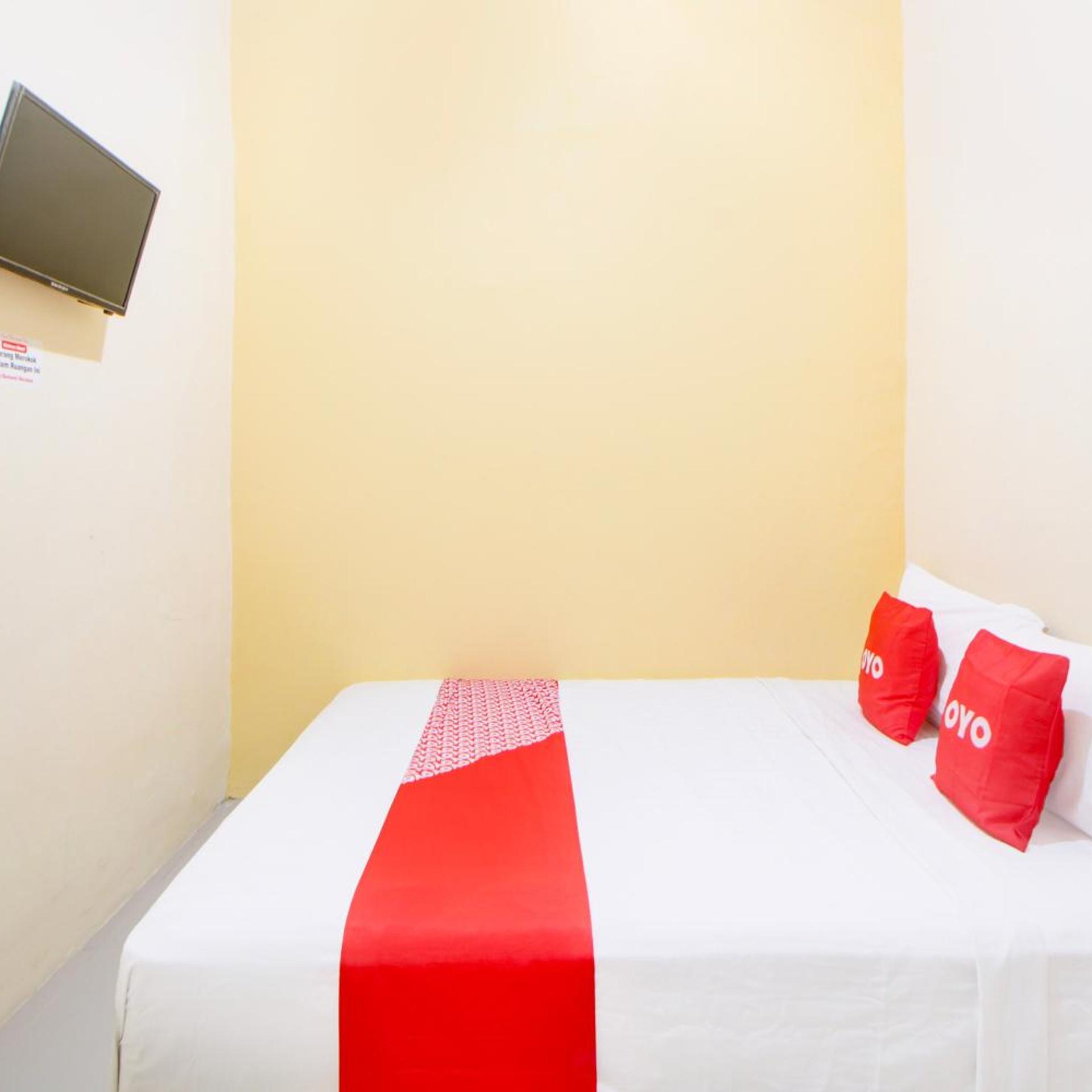Hotel O Alun-Alun Purwokerto Near Gor Satria Purwokerto Formerly Guest House Blessing 21/32