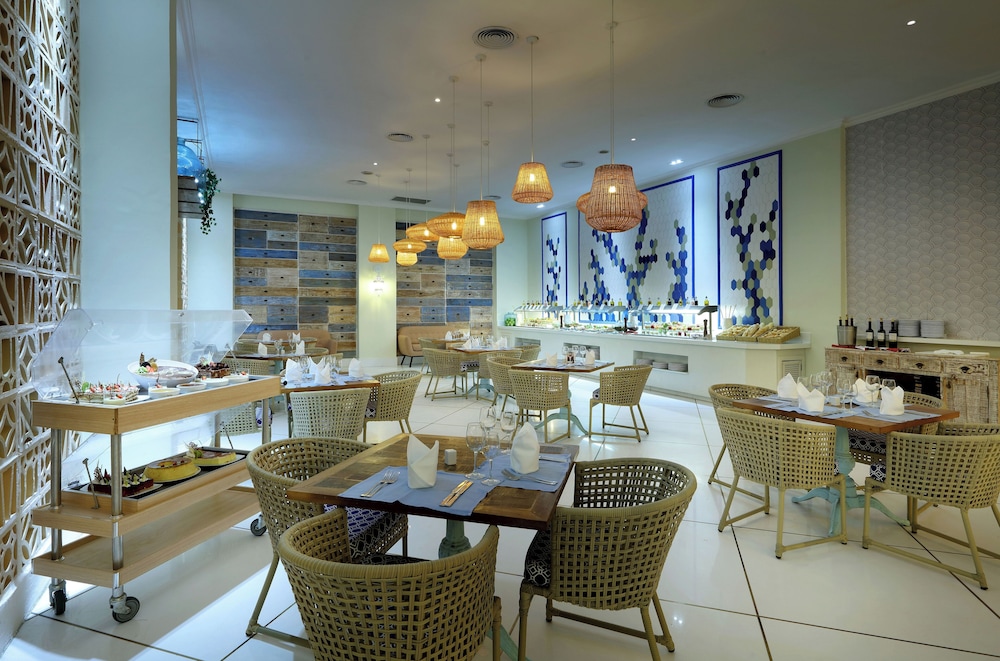 The Signature Level at Grand Palladium Imbassaí Resort & Spa 26/44