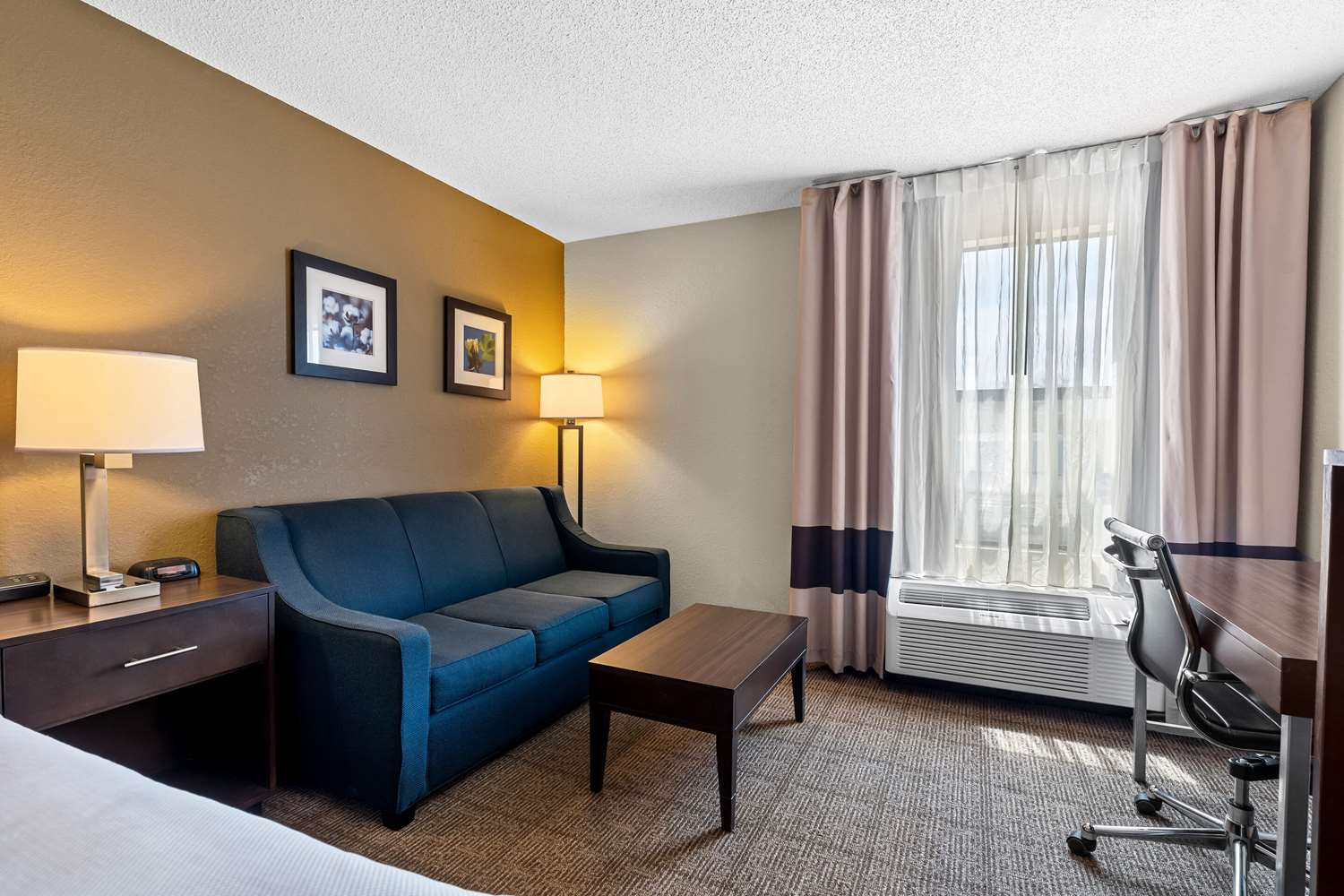 Comfort Inn Clinton 12/25