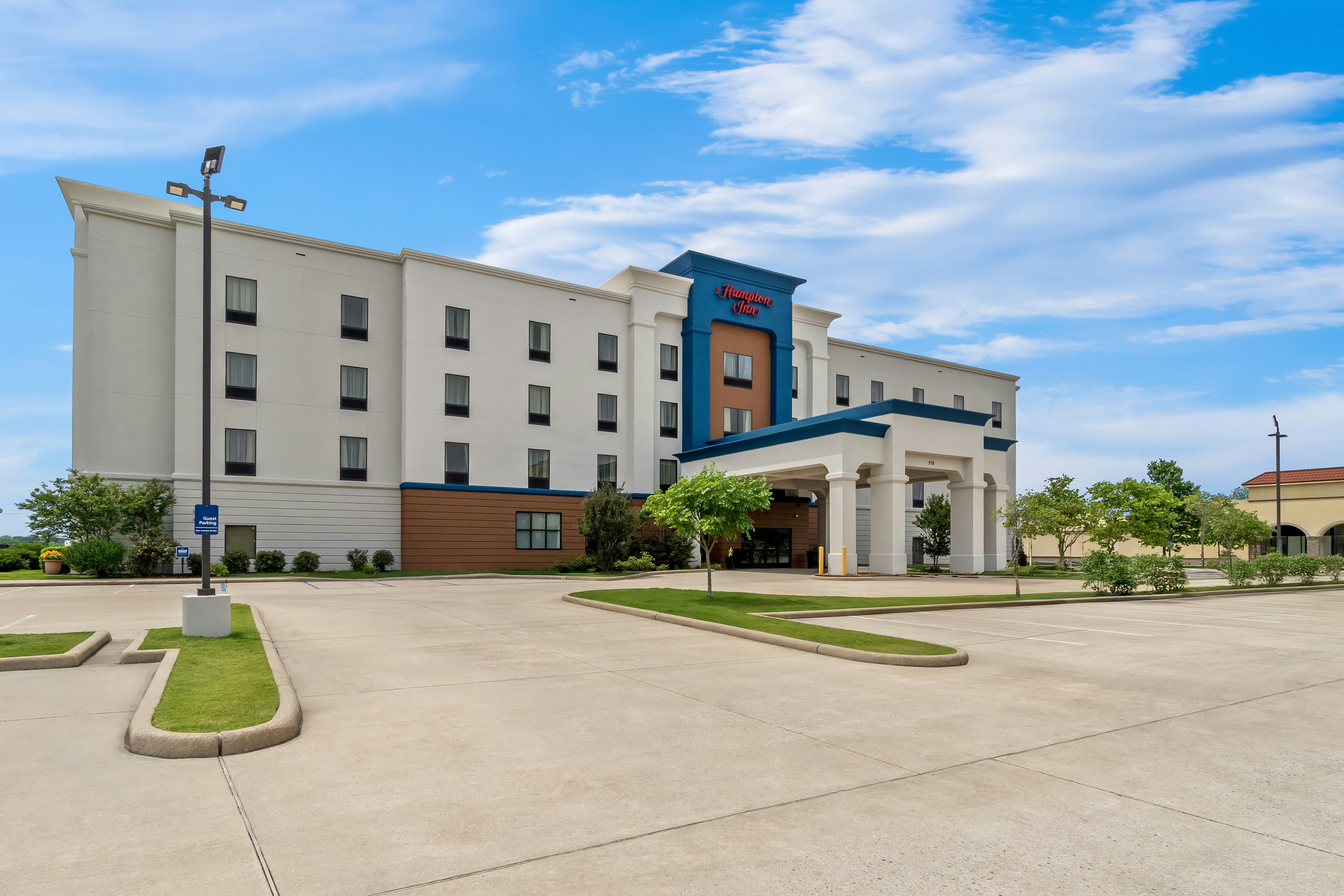 Hampton Inn Marion, AR 27/36