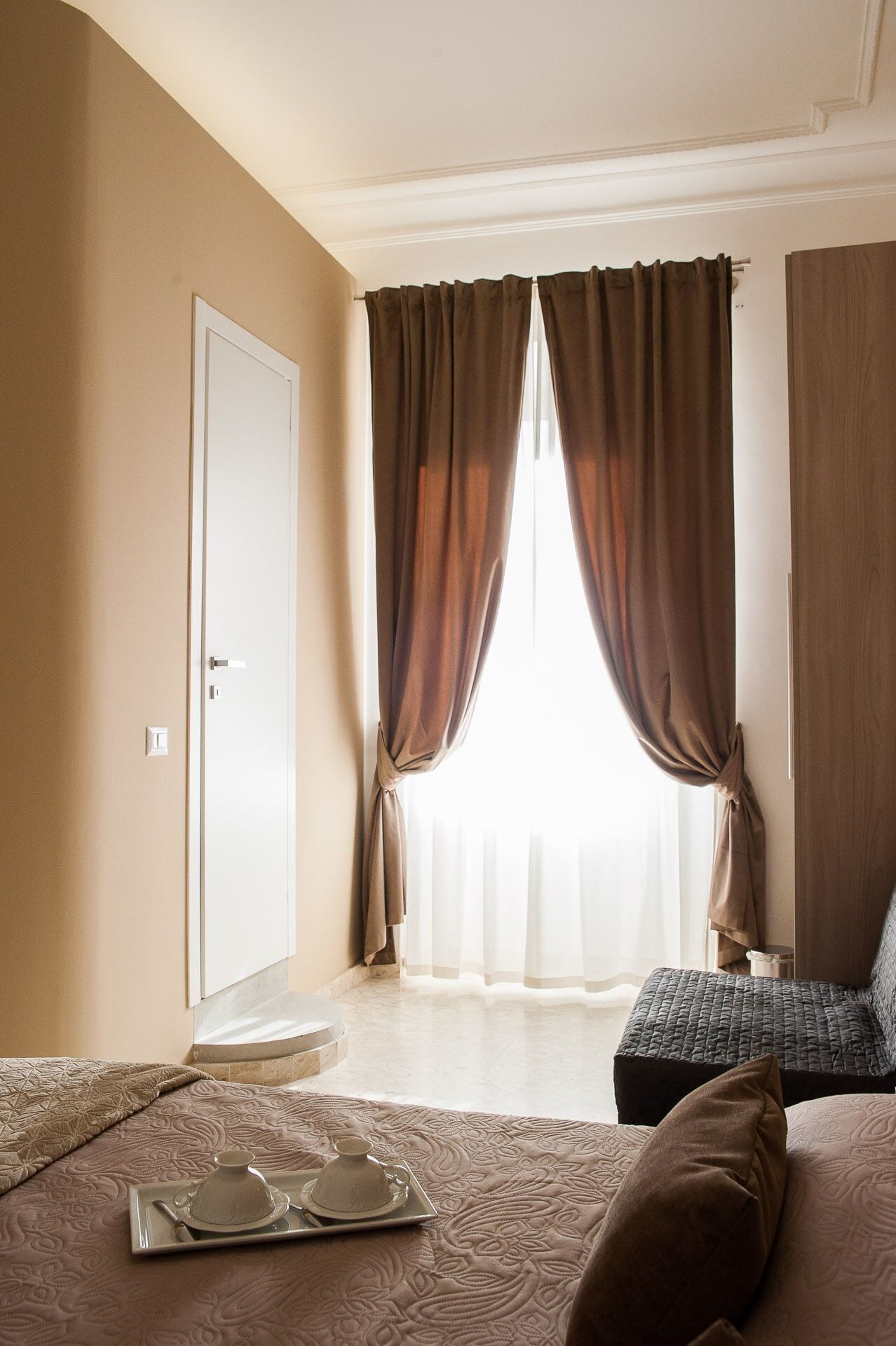 COMFORT, DOUBLE BED