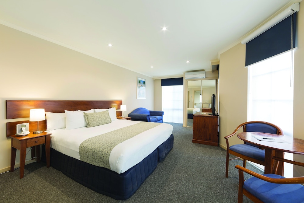 Best Western Plus Canberra Central Apartments 11/37