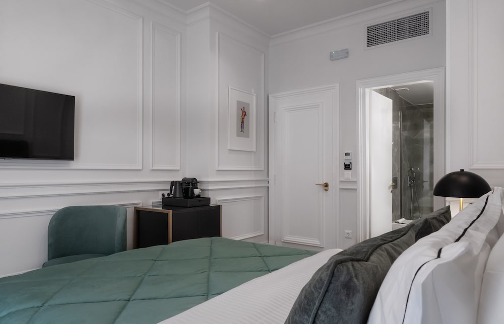جناح سوبيريور بسرير كوين، Praxitelous Luxury Suites 4/10