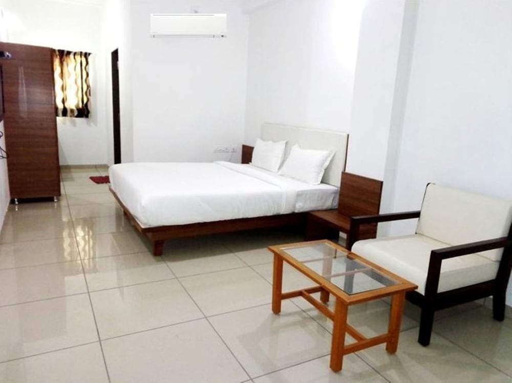 Hotel Ashray Inn Express 15/35