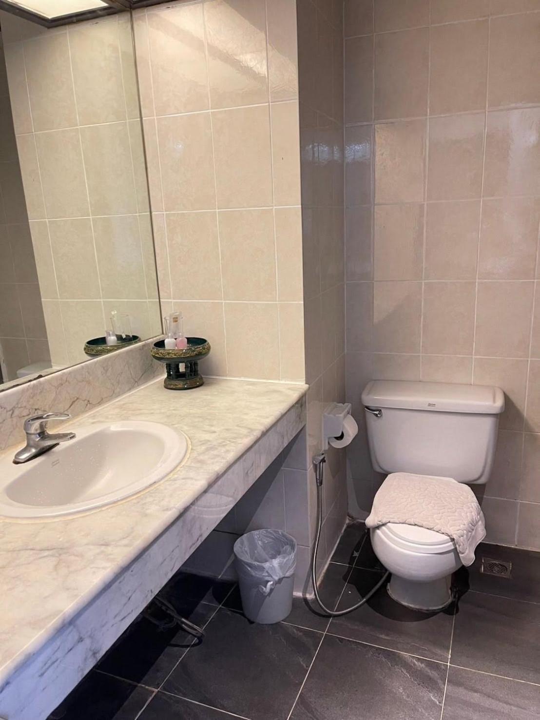 Thapaeplacehotel 44/46