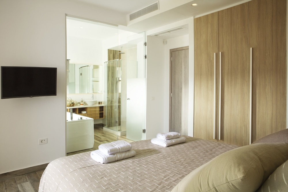 S&K Villas 8/29