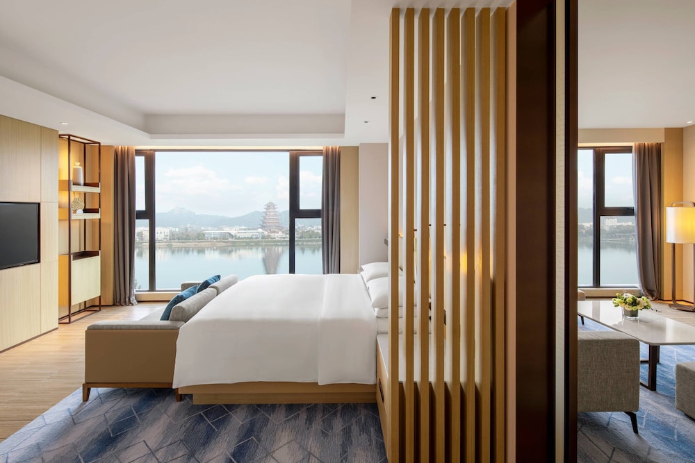 Suining Marriott Hotel 12/36