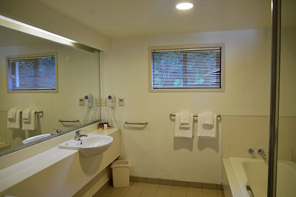 Paihia Pacific Resort 50/50