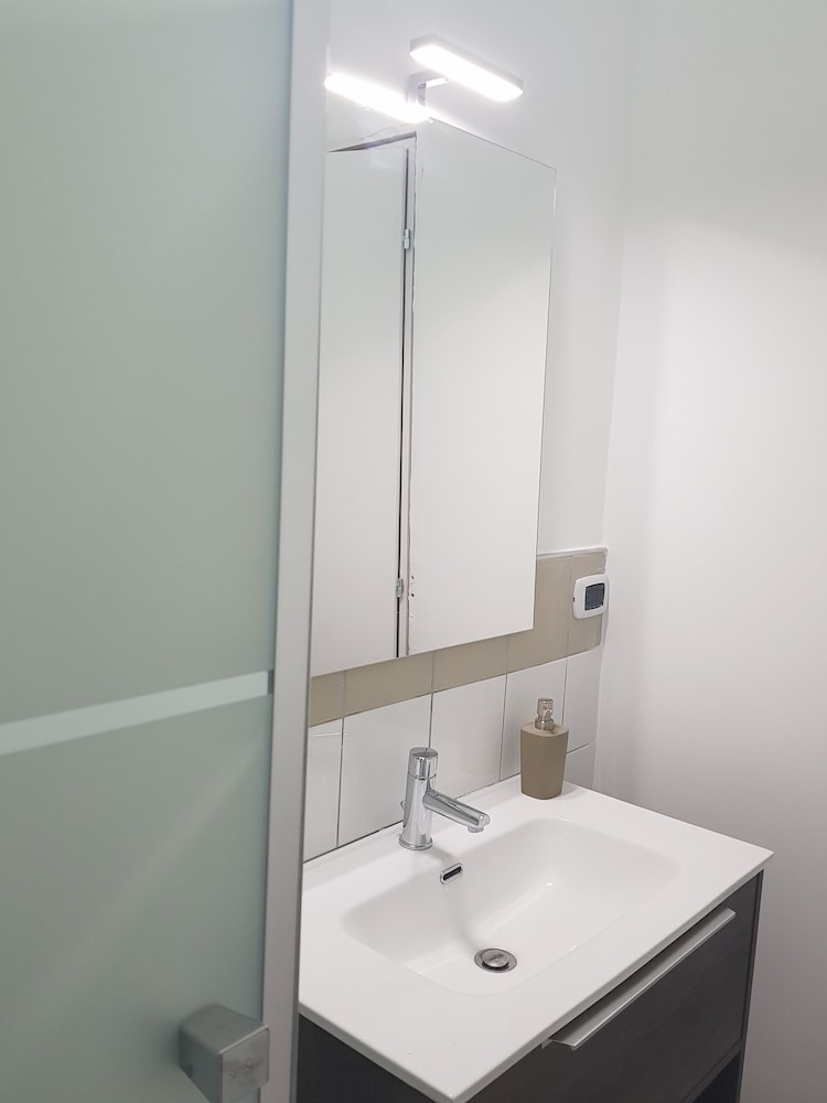1 BEDROOM, ROMANTIC, DOUBLE BED