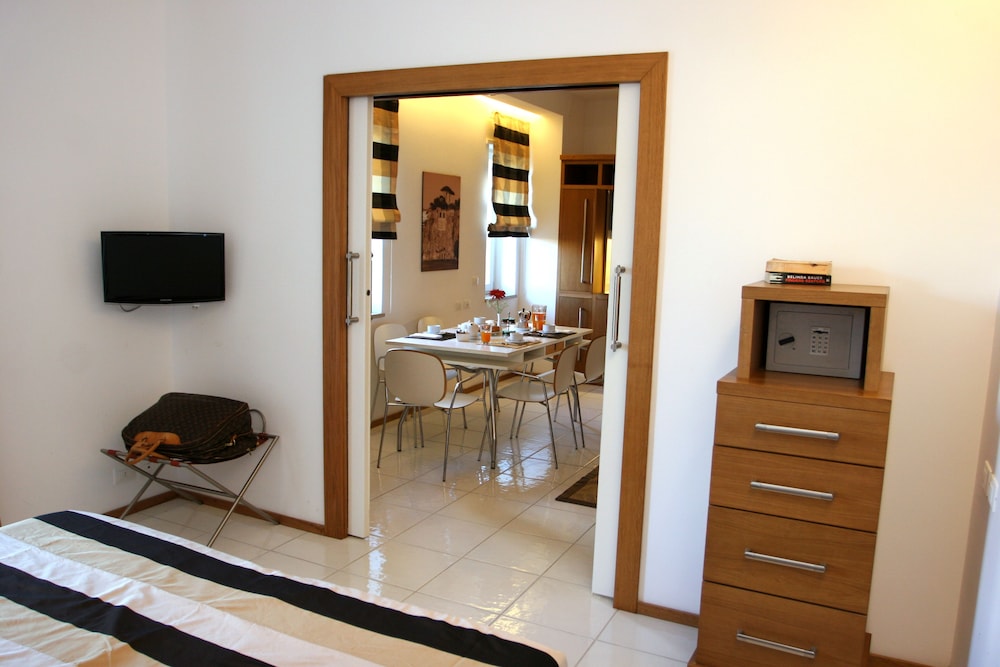 Rota Suites 29/58