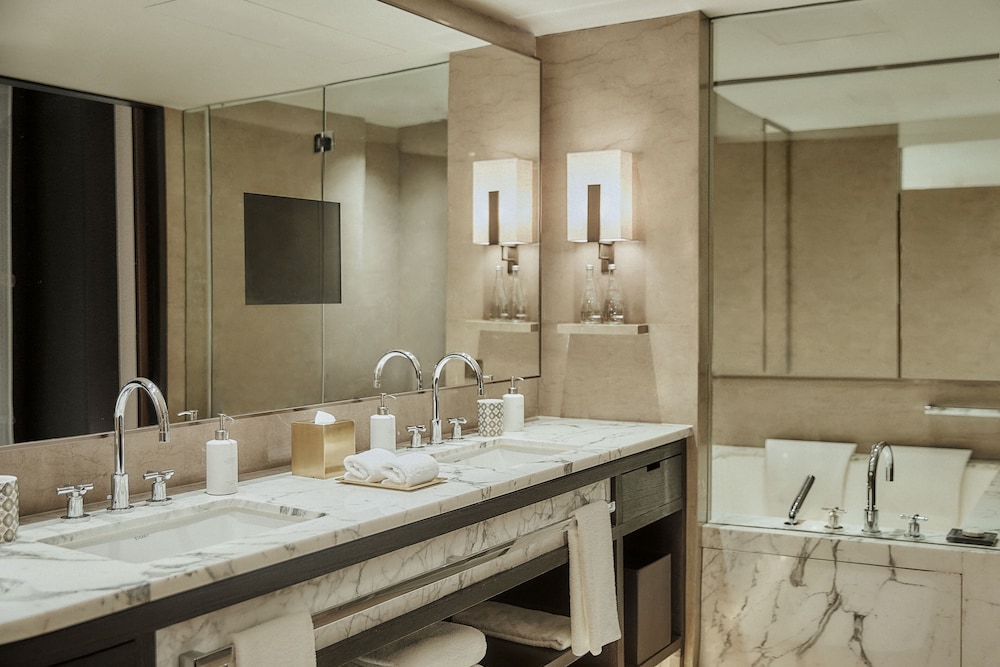Rosewood Beijing 30/96