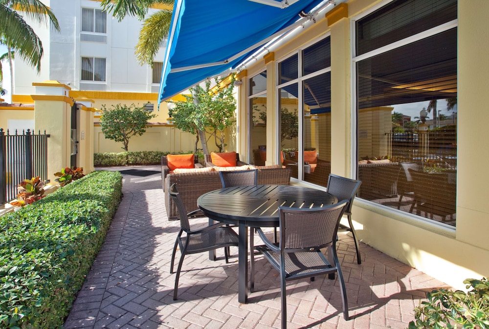HILTON GARDEN INN BOCA RATON 6/53