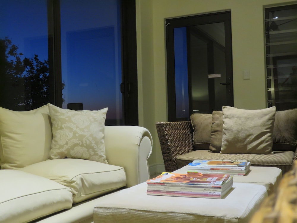Blue Horizon Guest House 29/48