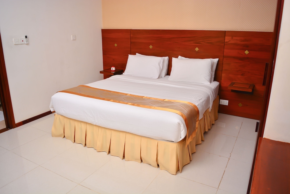 Unique Towers Luxury Boutique Suites 15/76