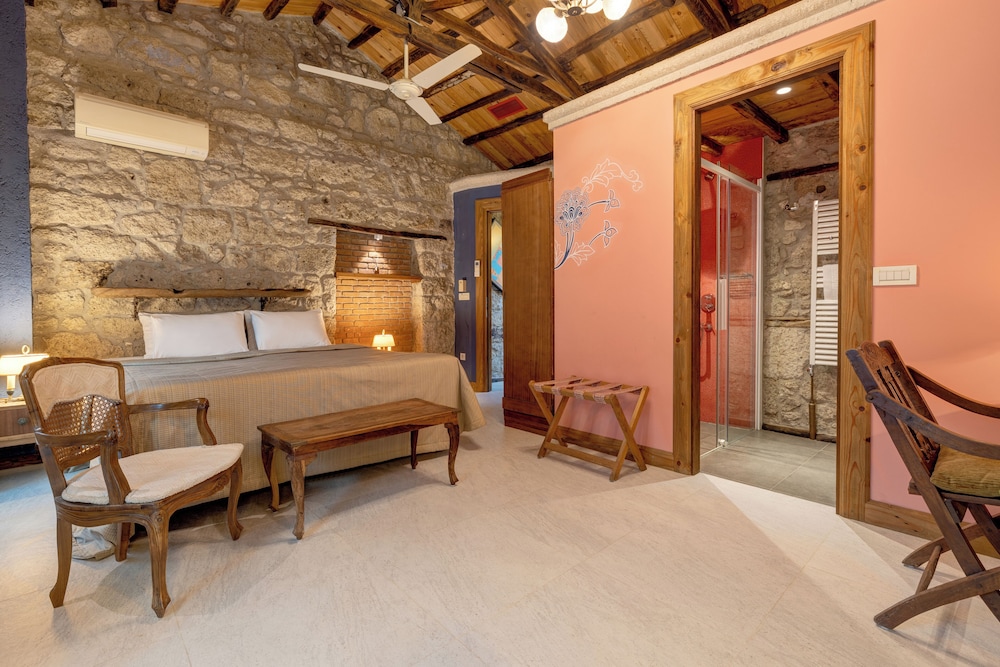 Sakin Ev Hotel 27/49