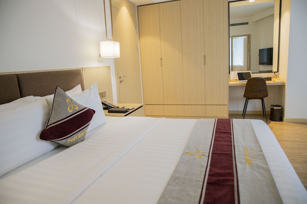 2 BEDROOMS, EXECUTIVE, APARTMENT
