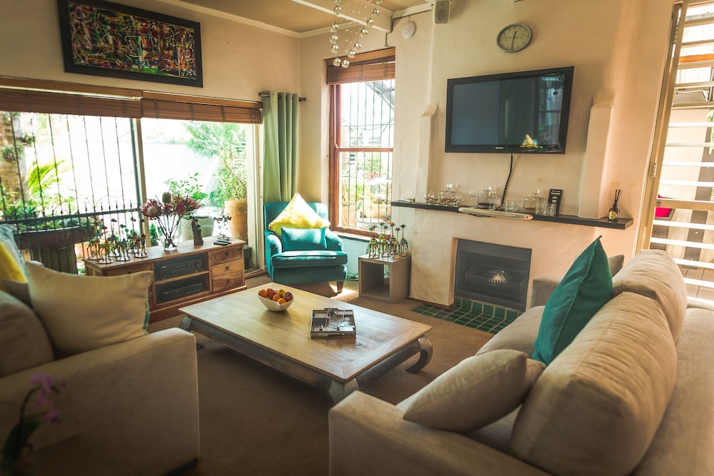 Point B Guest House 52/75