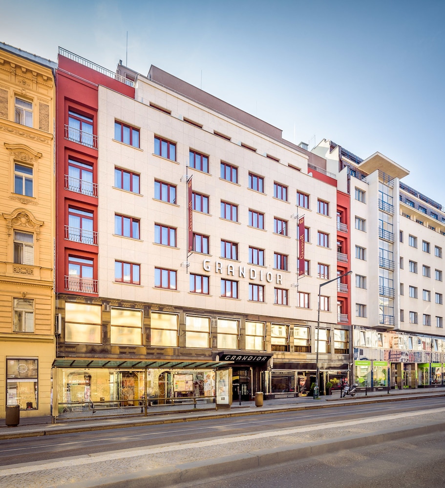 Grandior Hotel Prague 66/71