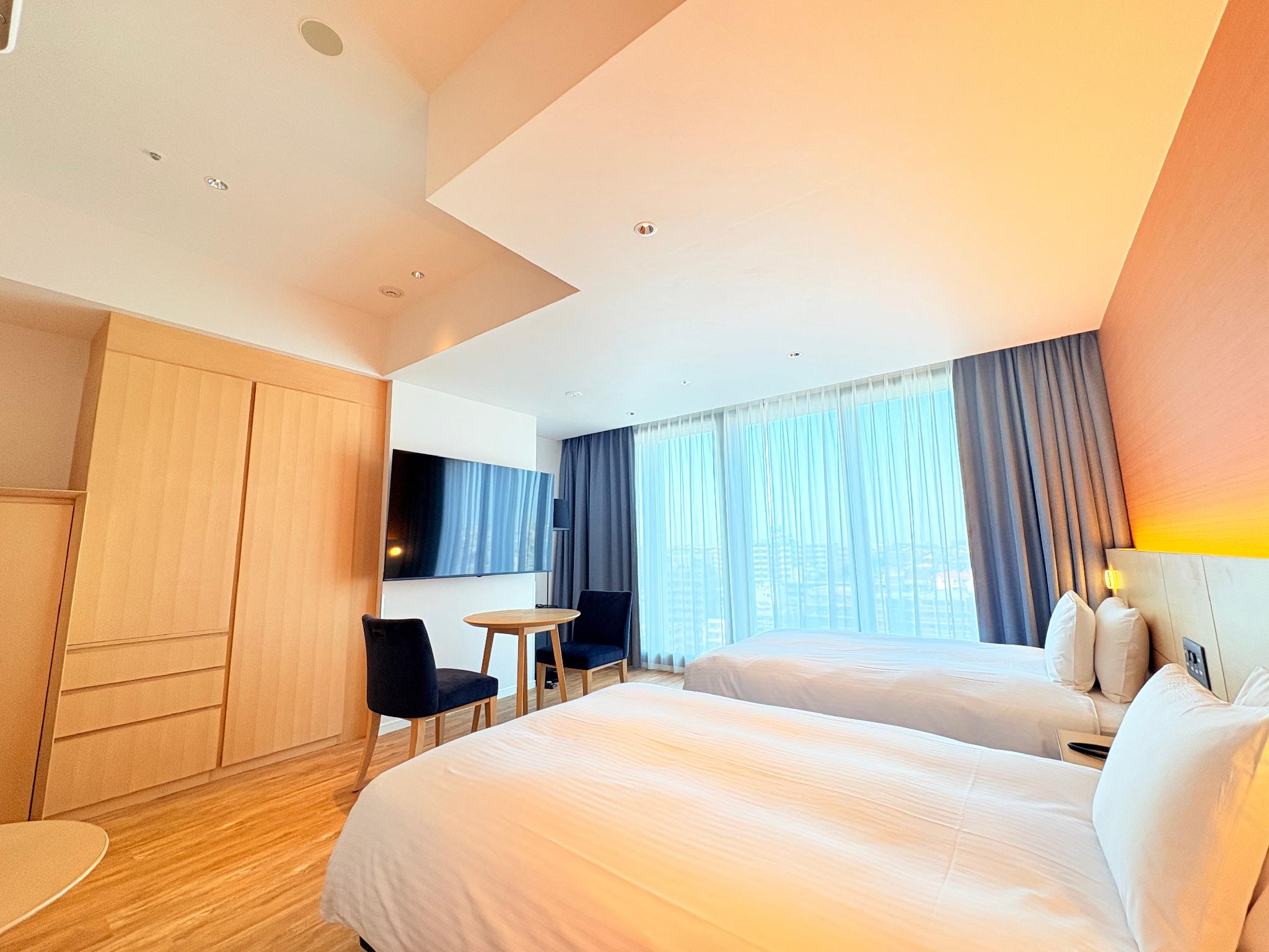 Residential, Standard, Twin Beds