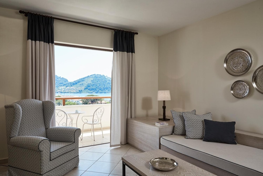Skiathos Luxury Living 26/39
