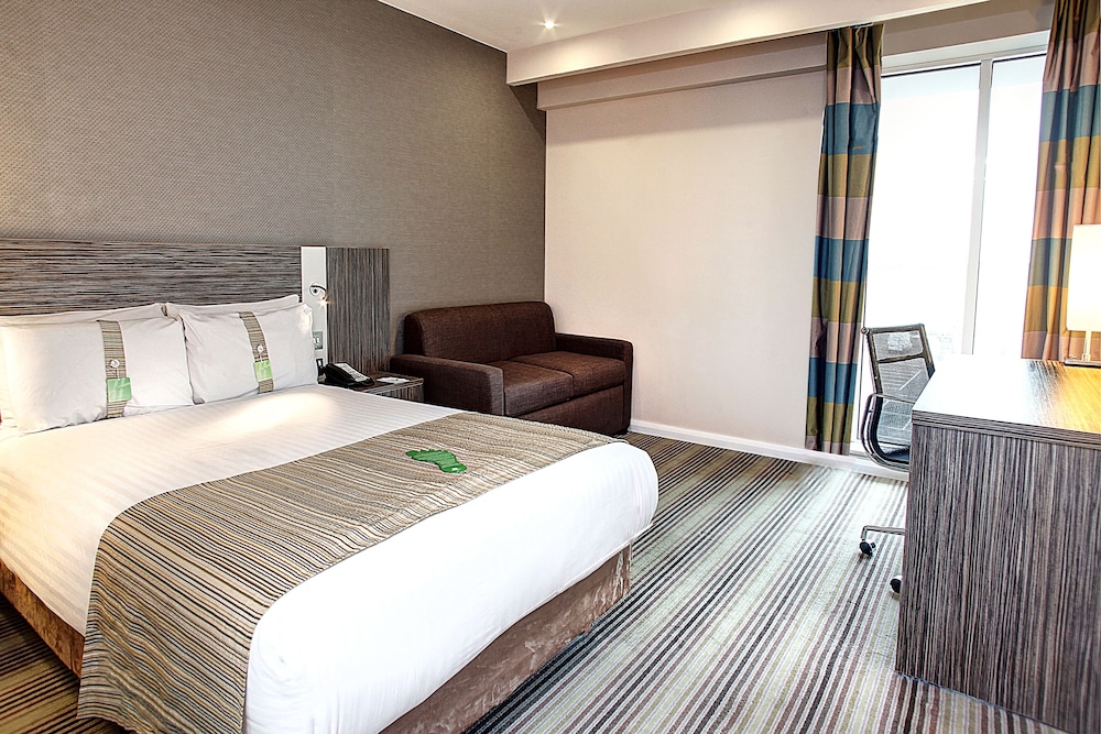 Holiday Inn Southend 14/77