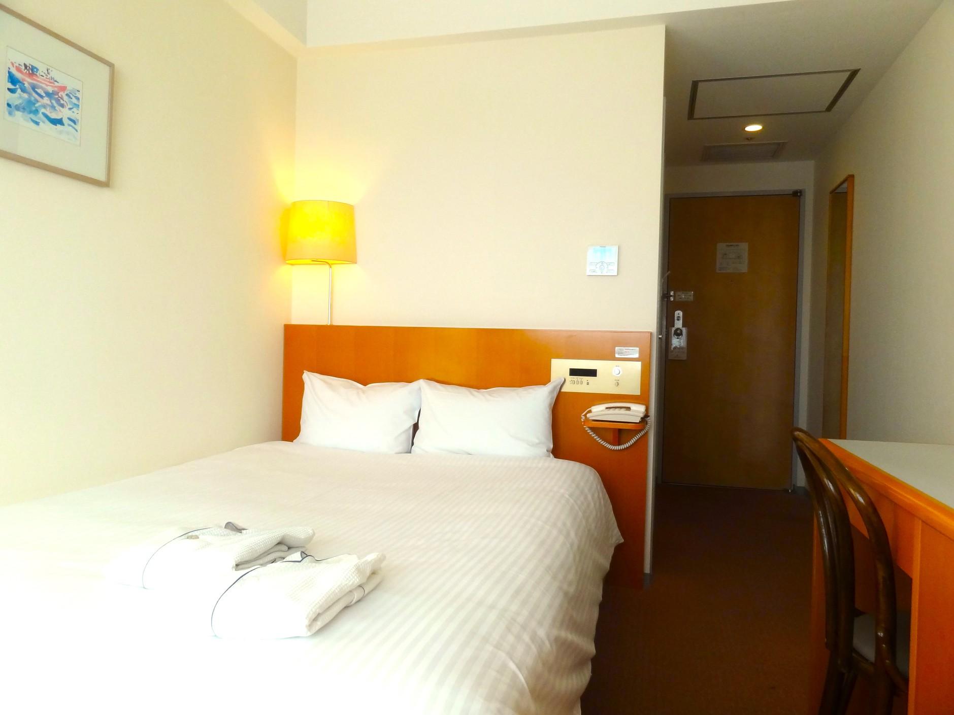 Semi Room, Semi Double Bed