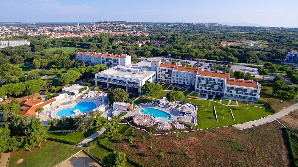 Park Plaza Belvedere in MEDULIN