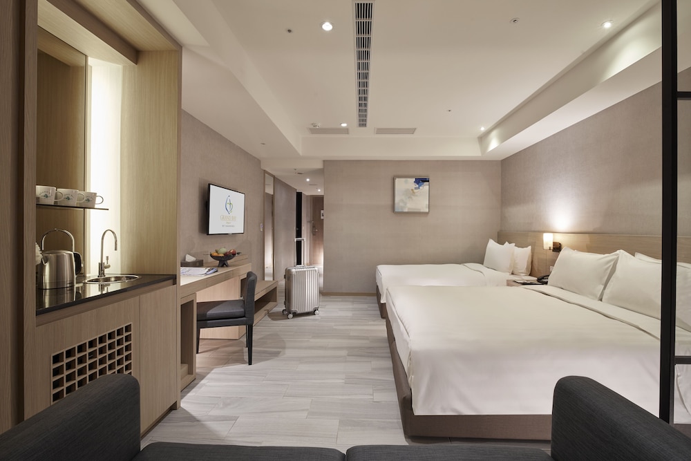Grand Bay Resort 26/70