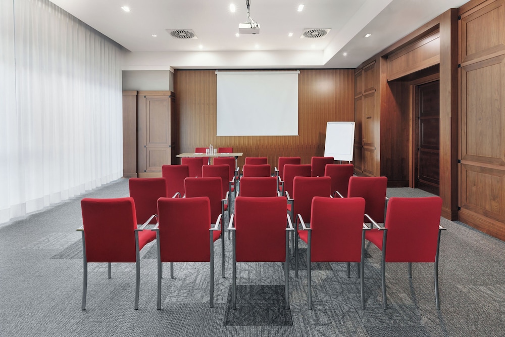 DoubleTree by Hilton Ljubljana 38/44