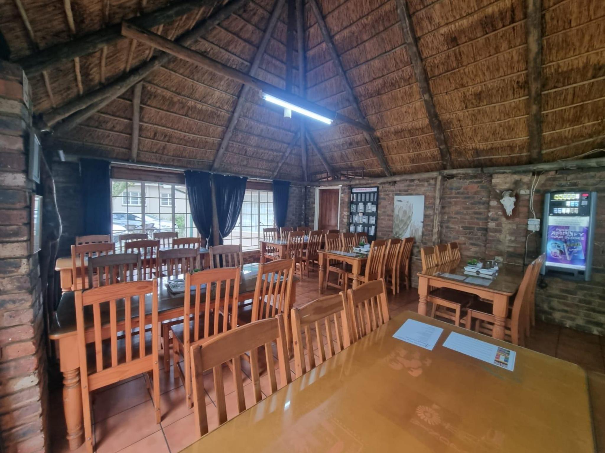 Airport Inn Bed Breakfast And Emerald Guesthouse 22/30