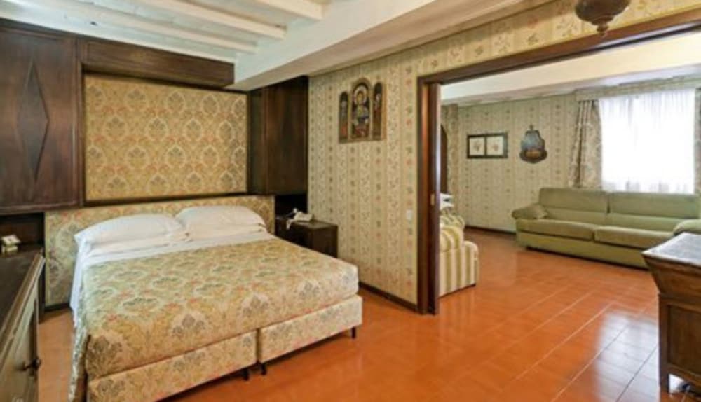 Trevi 41 Hotel 31/47