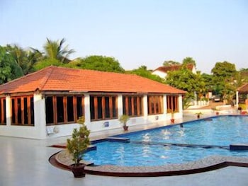 Angels Resort 1/44
