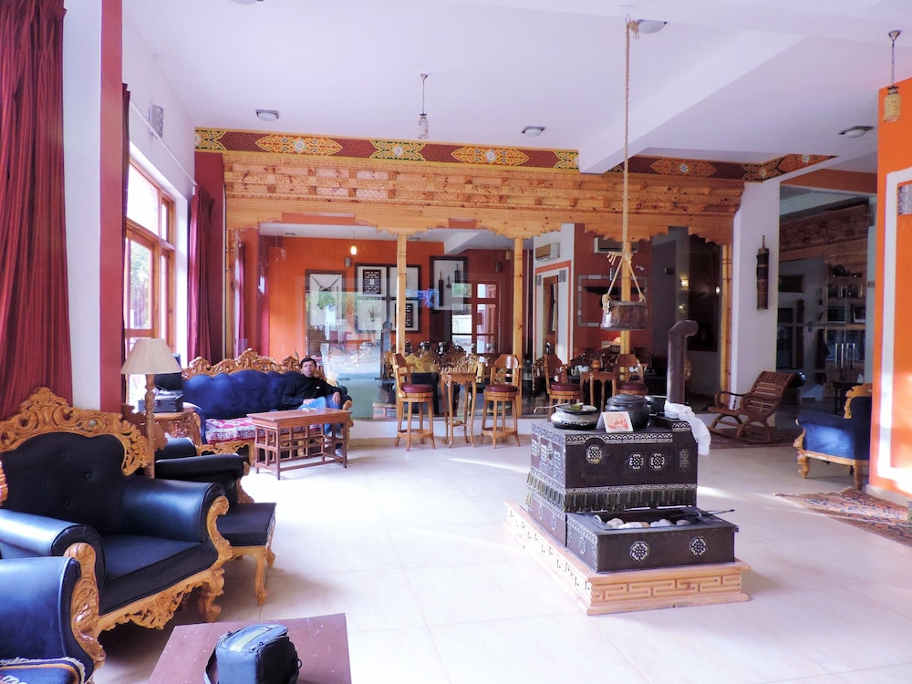 Grand Himalaya 29/50