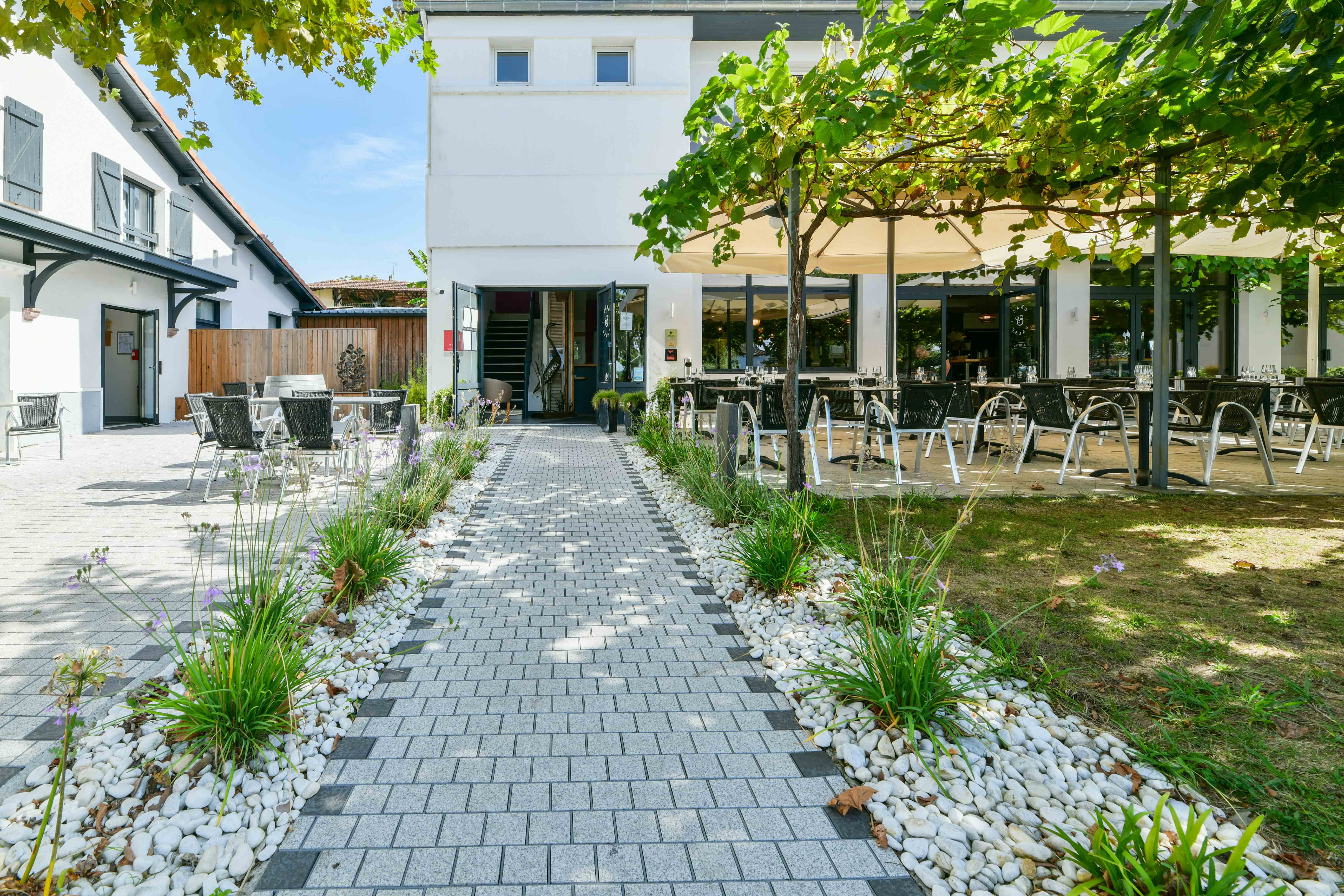 Logis Gnac e Pause Hotel et Bistro 46/50