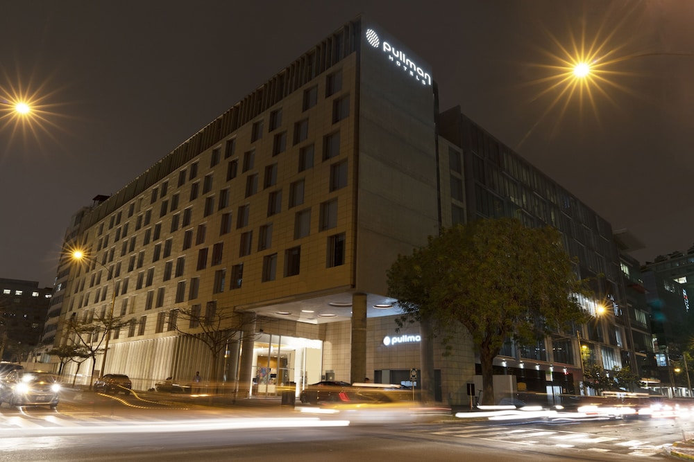 Pullman Lima San Isidro photo5