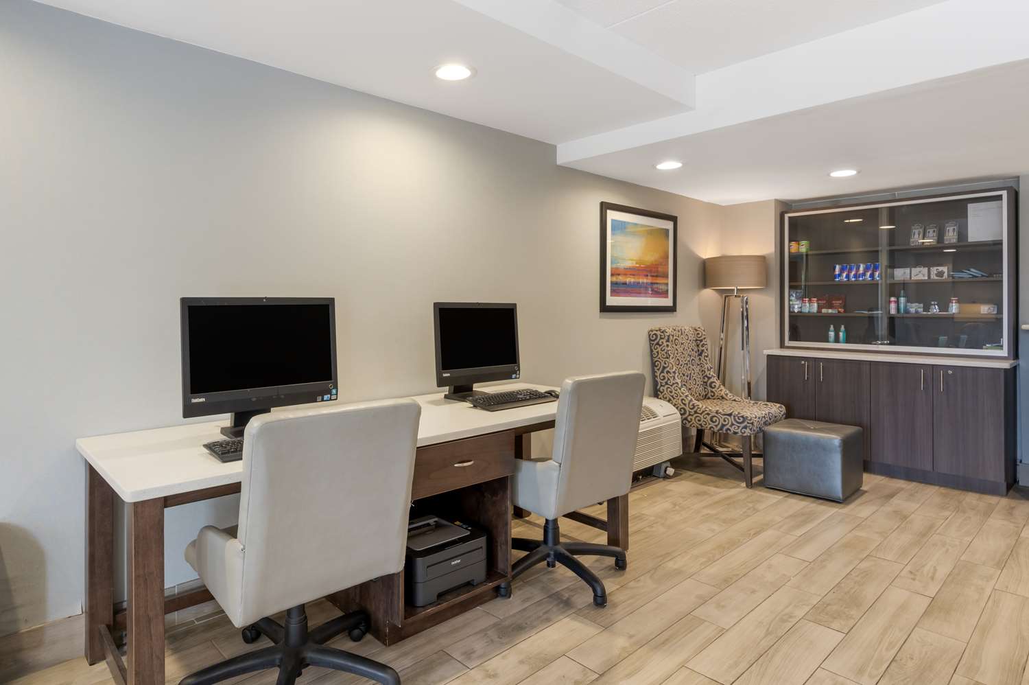Best Western Plus Alexandria / Fort Belvoir 35/40