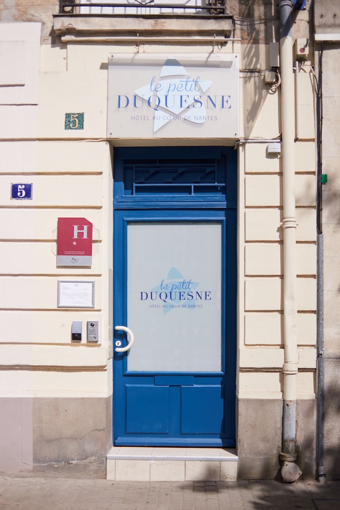 Hotel Le Petit Duquesne 34/38