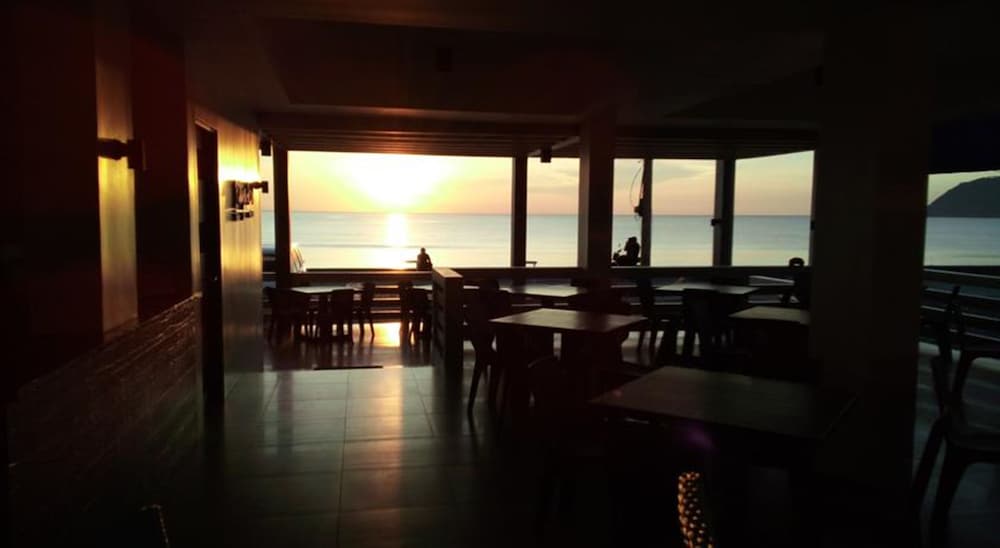 Playa Azul Baler 22/28