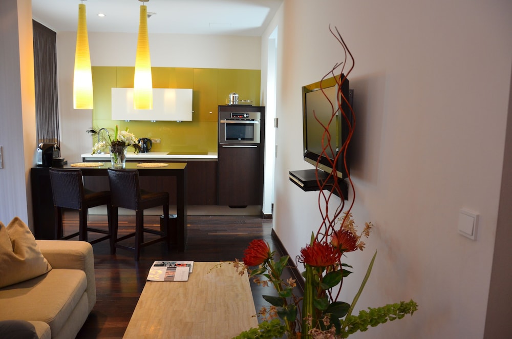 MyPlace Premium Apartments - City Centre 63/73
