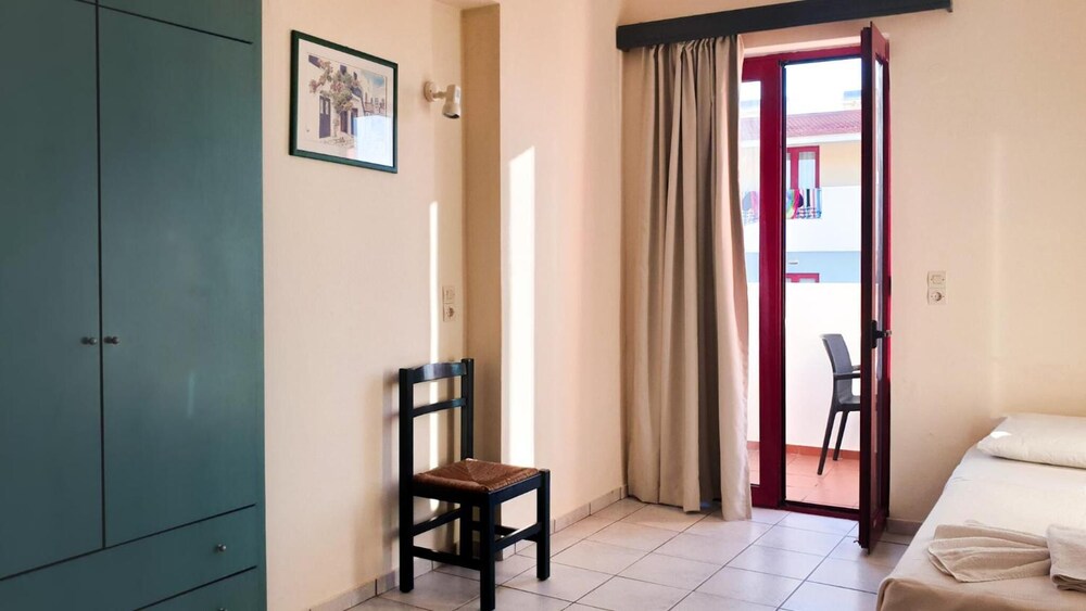 Thalassi Hotel 12/36