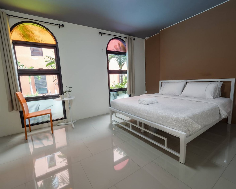 Baansuanprannok Hotel 49/97