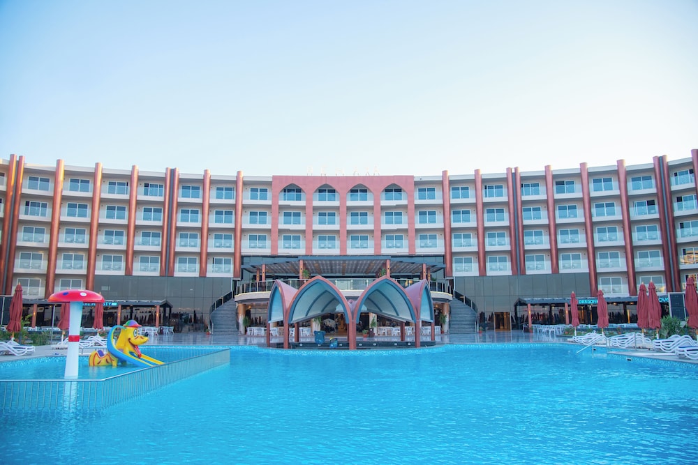 Rewaya Majestic Resort 8/50