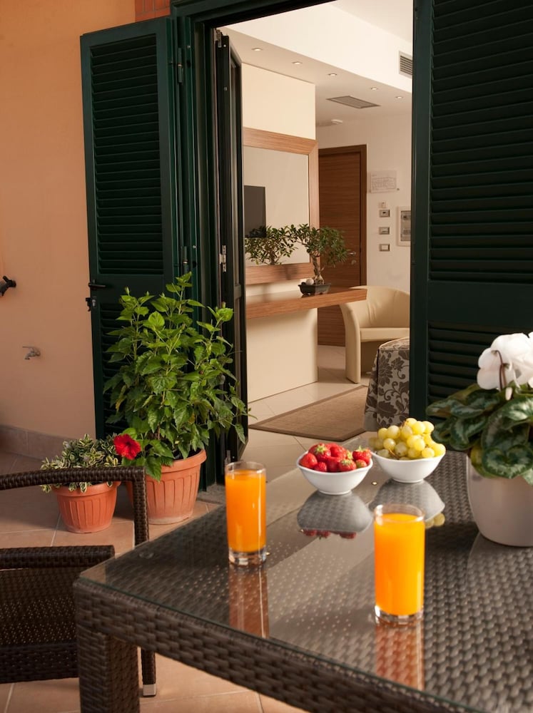 OC Hotel 13/20