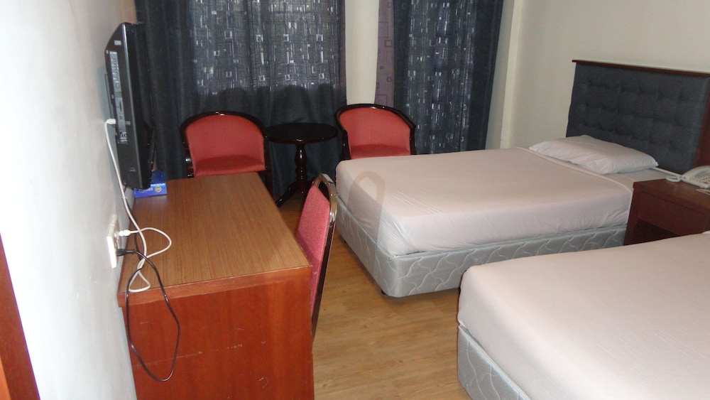 Iris House Hotel 24/65