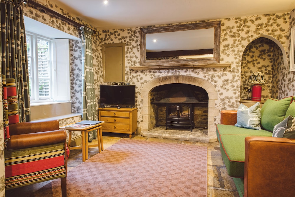 The Swan 28/49